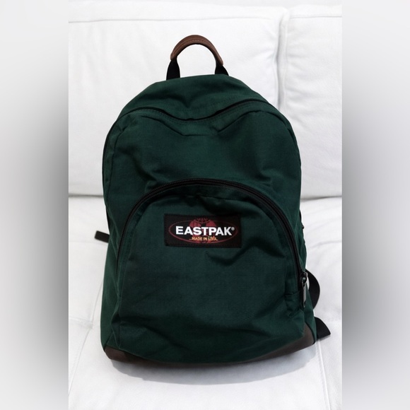 Eastpak Other - VTG 90s EASTPAK  Leather Bottom Backpack Green Padded Straps Made In USA